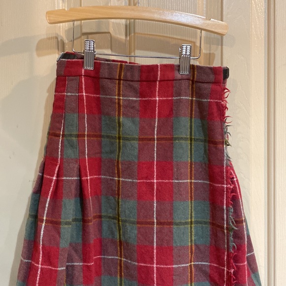 Vintage plaid pleated skirt size 12 - Picture 2 of 10